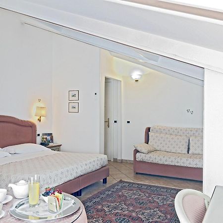 Hotel Kursaal Passignano sul Trasimeno Cameră foto