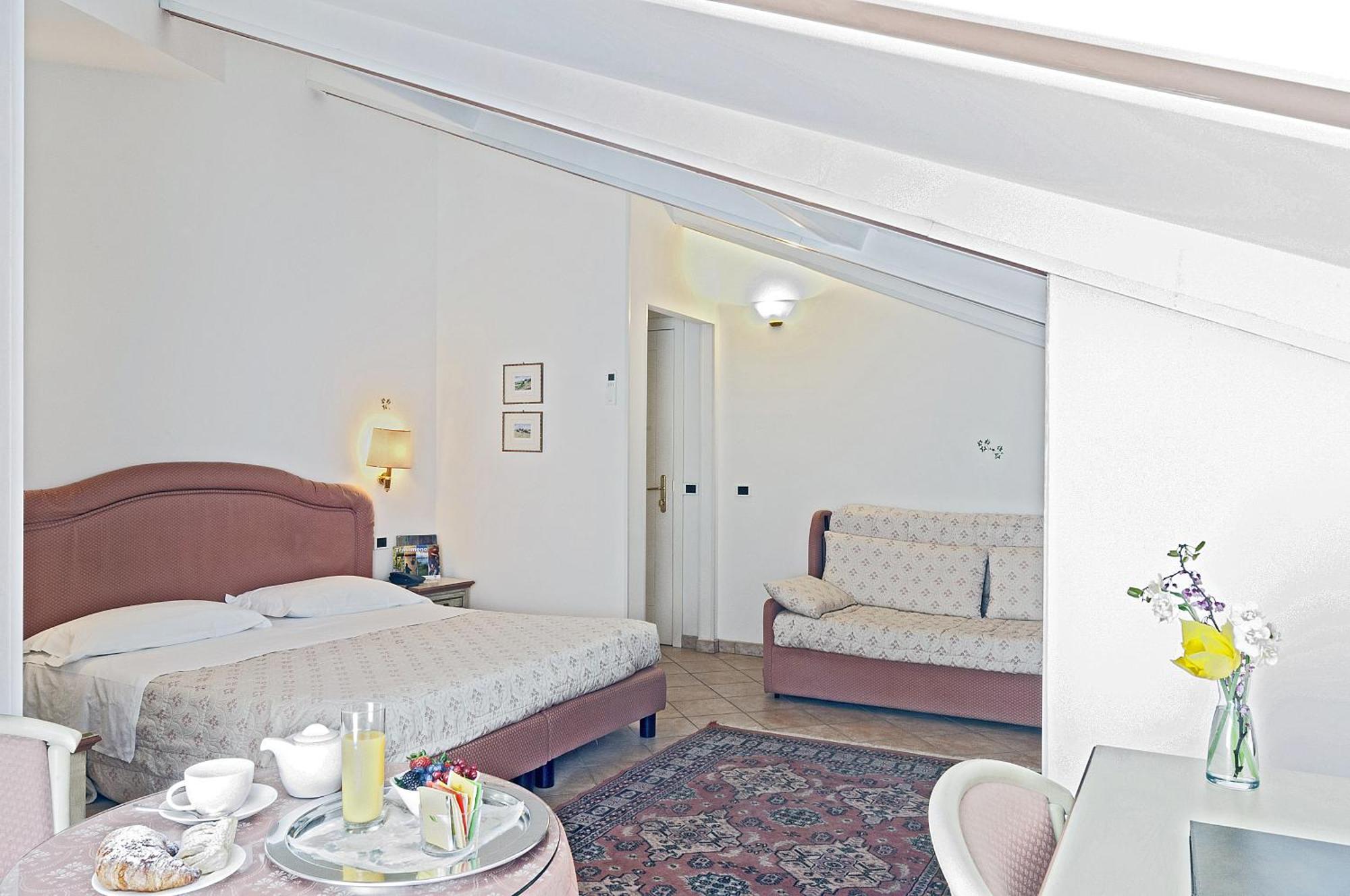 Hotel Kursaal Passignano sul Trasimeno Cameră foto
